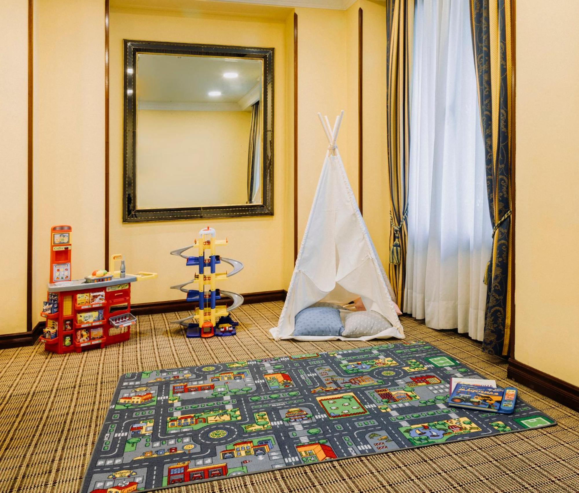 Intercontinental By Ihg Madri